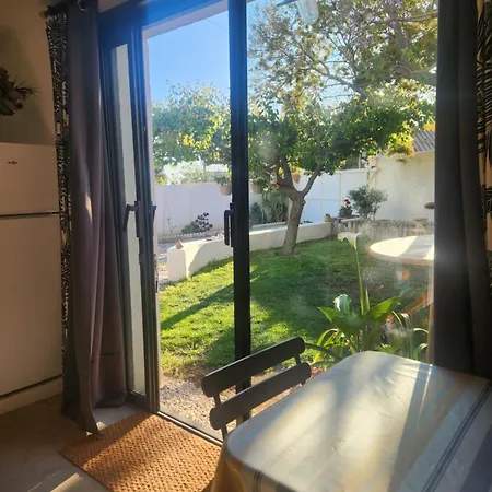 Elisabeth Apartman Sète